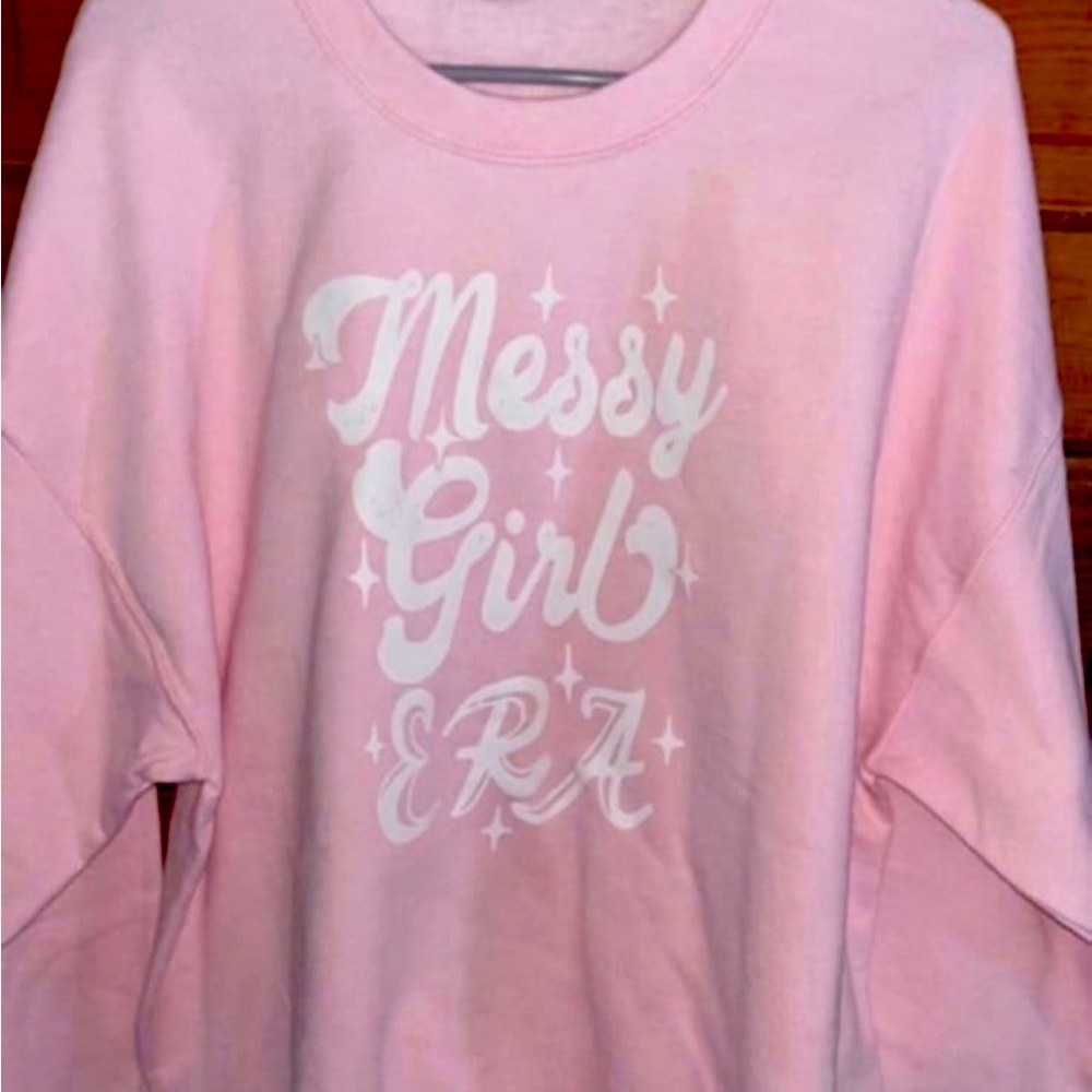 Crewneck sweatshirt